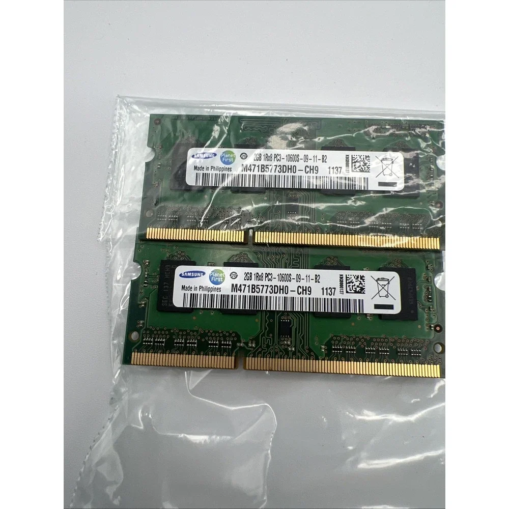 Samsung 2 x 2GB (4GB) Laptop RAM‎ Memory 1Rx8 PC3-10600S M471B5773DH0-CH9 1137